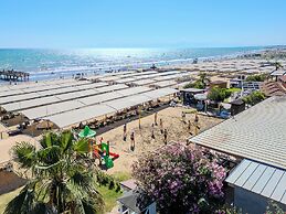 Villa Side Residence