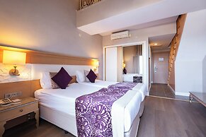 Villa Side Residence