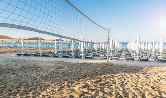 Villa Side Residence