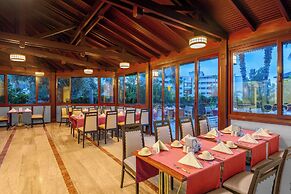 Villa Side Hotel