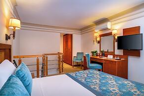 Villa Side Hotel