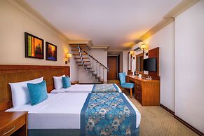 Villa Side Hotel