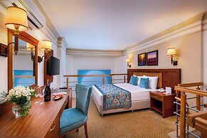 Villa Side Hotel