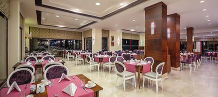 Villa Side Hotel