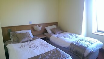 Dunbur Lodge