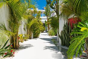 Lani's Suites de Luxe