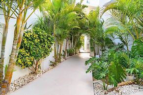 Lani's Suites de Luxe