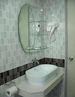 Duta Hotel & Residence