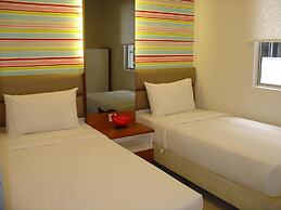 Duta Hotel & Residence