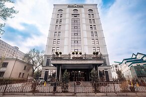 Plaza Hotel Bishkek