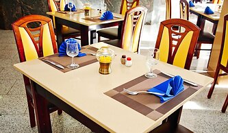 Apartamentos Curasol