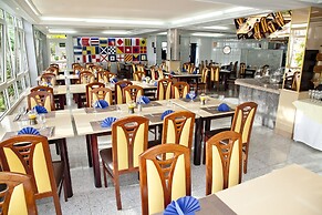 Apartamentos Curasol