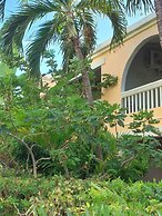 Northshore Seaside Suites