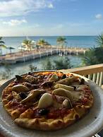 Northshore Seaside Suites