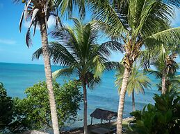 Northshore Seaside Suites