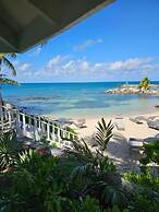 Northshore Seaside Suites