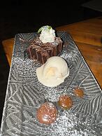 Northshore Seaside Suites