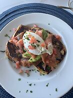 Northshore Seaside Suites