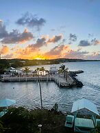 Northshore Seaside Suites