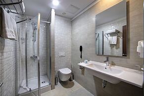 Plus Hotel Bostanci Atasehir