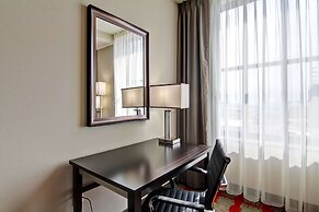 Hampton Inn & Suites Cincinnati-Downtown