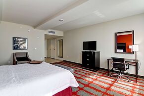 Hampton Inn & Suites Cincinnati-Downtown