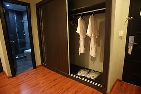 Aranjuez Hotel & Suites