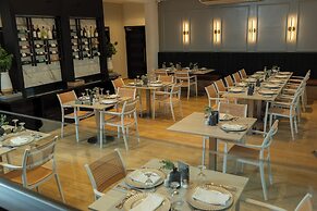 Aranjuez Hotel & Suites