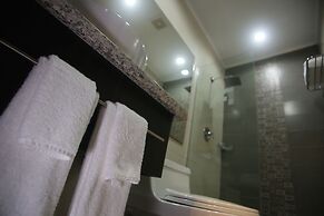 Aranjuez Hotel & Suites