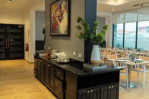 Aranjuez Hotel & Suites