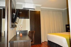 Aranjuez Hotel & Suites