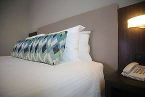 Aranjuez Hotel & Suites