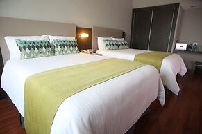Aranjuez Hotel & Suites