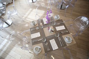 Aranjuez Hotel & Suites