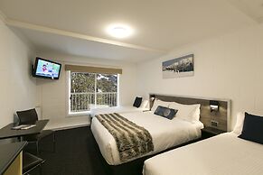 Falls Creek Hotel