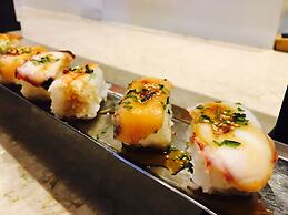 Shangrila Boutique Hotel