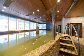 Shangrila Boutique Hotel