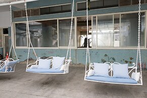 Shangrila Boutique Hotel