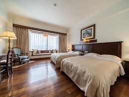 Shangrila Boutique Hotel