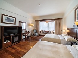 Shangrila Boutique Hotel