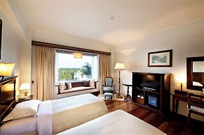 Shangrila Boutique Hotel