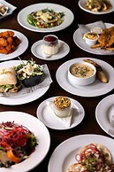 Backeddy Resort and Marina