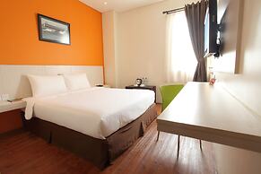 Hotel Dragon Inn by SHM