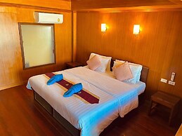 Lipe Power Beach Resort