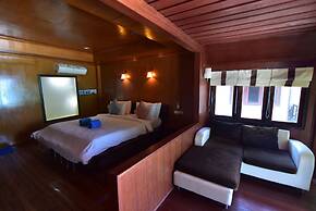 Lipe Power Beach Resort