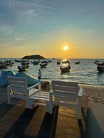 Lipe Power Beach Resort