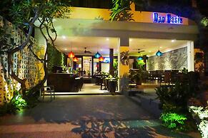 Dan Oasis Beach Hotel and Apartment