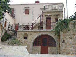 Patriko Traditional Residence