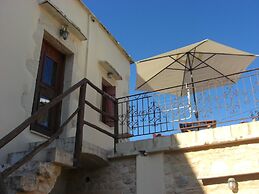 Patriko Traditional Residence