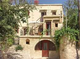 Patriko Traditional Residence